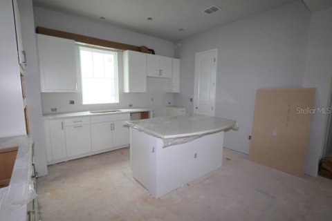 Touwnhouse à vendre à Saint Petersburg, Floride: 3 chambres, 181.35 m2 № 2285507 - photo 8