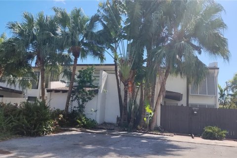 Touwnhouse à Miami, Floride 3 chambres, 126.81 m2 № 2086067