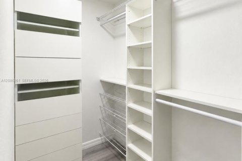 Appartement à louer à Miami, Floride: 1 chambre, 58.06 m2 № 2357911 - photo 15