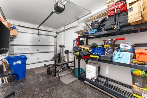 Townhouse in Doral, Florida 3 bedrooms, 168.71 sq.m. № 2005644 - photo 7