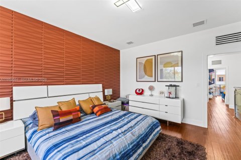 Townhouse in Doral, Florida 3 bedrooms, 168.71 sq.m. № 2005644 - photo 21