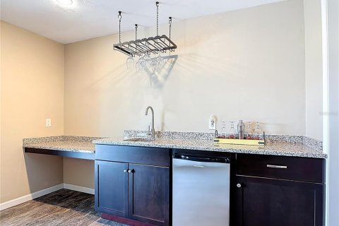 Duplex in New Smyrna Beach, Florida 2 bedrooms, 167.22 sq.m. № 1919714 - photo 19