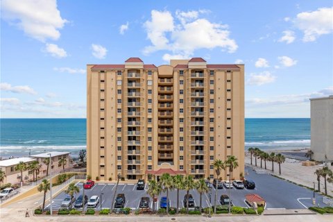 Copropriété à vendre à Daytona Beach Shores, Floride: 3 chambres, 205.78 m2 № 1678084 - photo 1