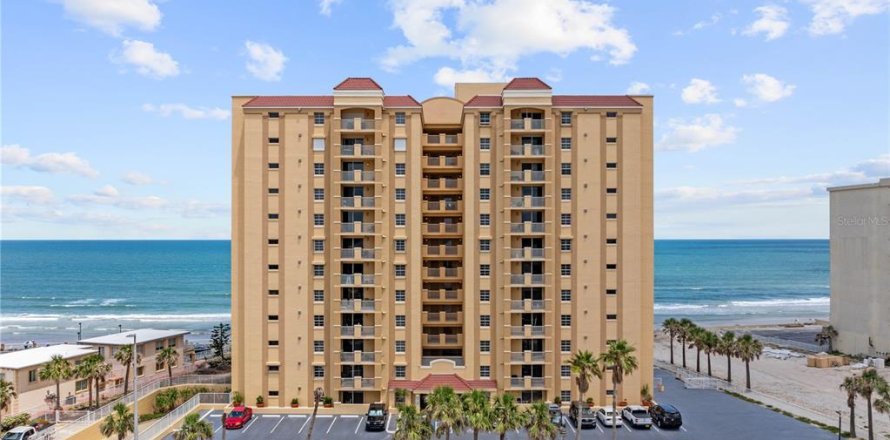 Condominio en Daytona Beach Shores, Florida, 3 dormitorios № 1678084