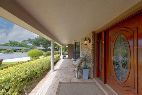 House in Clearwater, Florida 4 bedrooms, 329.62 sq.m. № 2147557 - photo 7