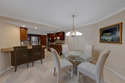 House in Clearwater, Florida 4 bedrooms, 329.62 sq.m. № 2147557 - photo 22