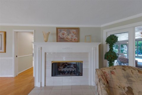 House in Clearwater, Florida 4 bedrooms, 329.62 sq.m. № 2147557 - photo 15