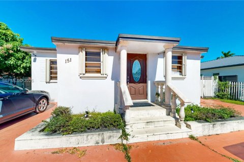 Immobilier commercial à vendre à Hialeah, Floride: 259.75 m2 № 2007599 - photo 4