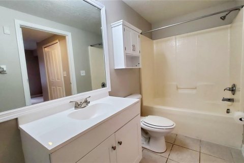 Condo in Riverview, Florida, 3 bedrooms  № 1803874 - photo 9