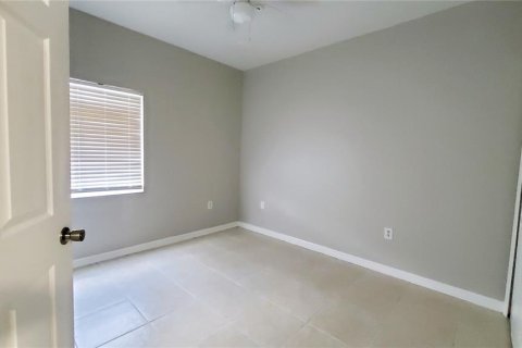 Condo in Riverview, Florida, 3 bedrooms  № 1803874 - photo 11