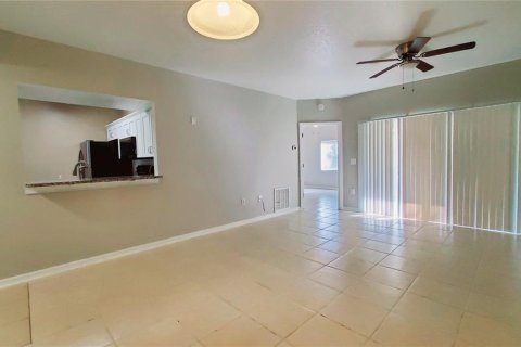 Condo in Riverview, Florida, 3 bedrooms  № 1803874 - photo 4