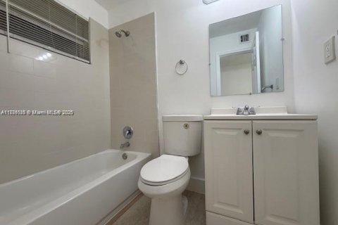 Casa en venta en West Park, Florida, 3 dormitorios, 105.91 m2 № 1982459 - foto 6