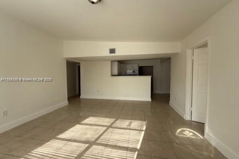 Casa en venta en West Park, Florida, 3 dormitorios, 105.91 m2 № 1982459 - foto 15