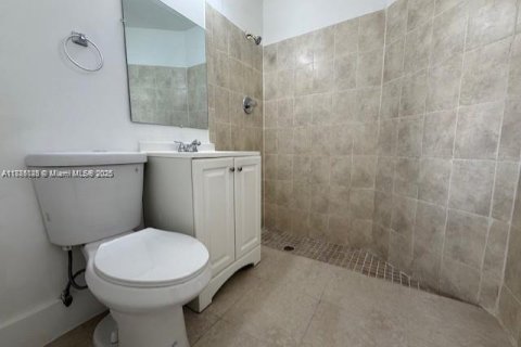 Casa en venta en West Park, Florida, 3 dormitorios, 105.91 m2 № 1982459 - foto 11