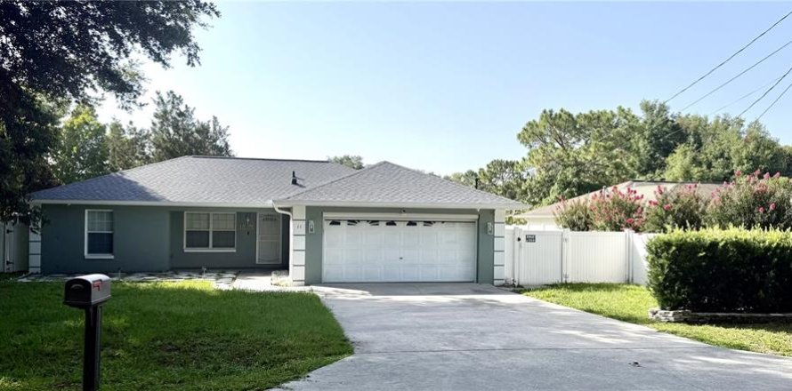 Casa en Ocala, Florida 3 dormitorios, 126.35 m2 № 2234459