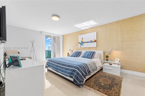 Condo in Sunny Isles Beach, Florida, 2 bedrooms  № 2055861 - photo 3