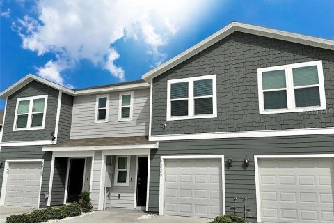 Townhouse in Ocala, Florida 3 bedrooms, 139.82 sq.m. № 2321440