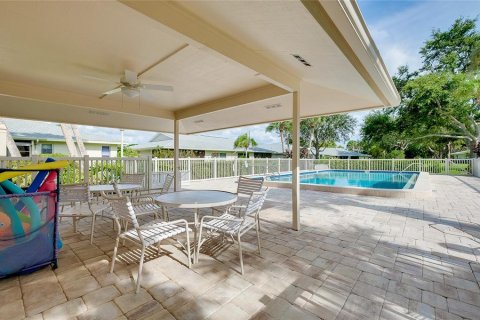 House in Sarasota, Florida 2 bedrooms, 145.86 sq.m. № 1822408 - photo 28