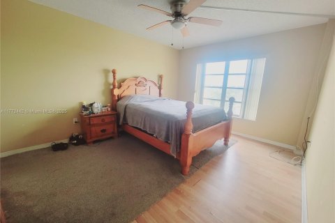 Copropriété à vendre à Lauderhill, Floride: 2 chambres, 90.3 m2 № 1977183 - photo 12