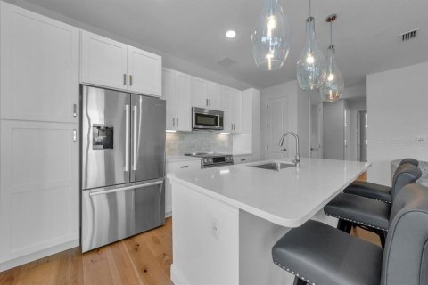 Condominio en venta en Saint Petersburg, Florida, 3 dormitorios, 153.29 m2 № 1819387 - foto 16