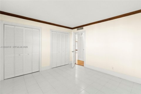 Condominio en alquiler en Hallandale Beach, Florida, 1 dormitorio, 65.03 m2 № 2170180 - foto 15