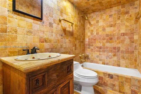 Condominio en alquiler en Hallandale Beach, Florida, 1 dormitorio, 65.03 m2 № 2170180 - foto 17