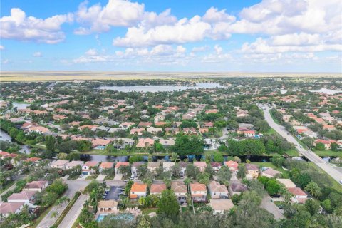 House in Coral Springs, Florida 3 bedrooms, 145.48 sq.m. № 1955036 - photo 29
