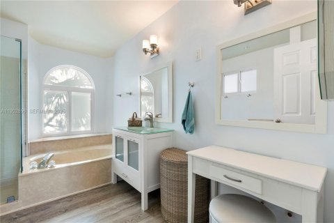 House in Coral Springs, Florida 3 bedrooms, 145.48 sq.m. № 1955036 - photo 30