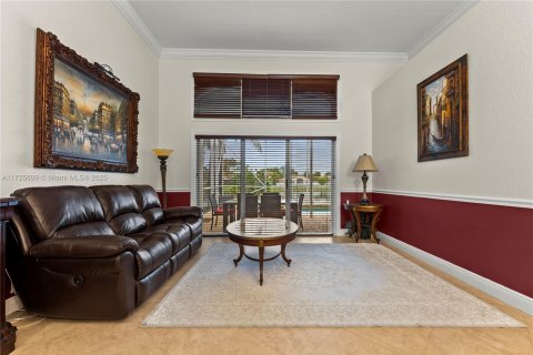 House in Coconut Creek, Florida 4 bedrooms, 203.83 sq.m. № 1477278 - photo 6