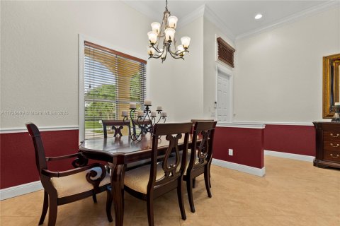House in Coconut Creek, Florida 4 bedrooms, 203.83 sq.m. № 1477278 - photo 10