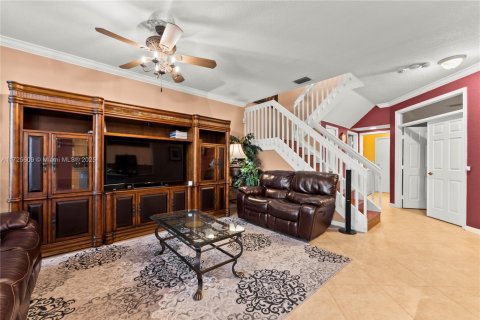 House in Coconut Creek, Florida 4 bedrooms, 203.83 sq.m. № 1477278 - photo 16