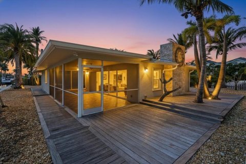 Villa ou maison à vendre à Longboat Key, Floride: 2 chambres, 125.05 m2 № 2108859 - photo 11