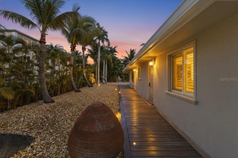 Villa ou maison à vendre à Longboat Key, Floride: 2 chambres, 125.05 m2 № 2108859 - photo 13