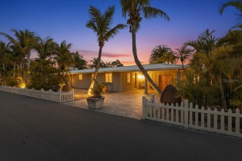 Villa ou maison à vendre à Longboat Key, Floride: 2 chambres, 125.05 m2 № 2108859 - photo 3