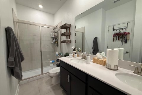 House in Kissimmee, Florida 4 bedrooms, 196.3 sq.m. № 2200083 - photo 8
