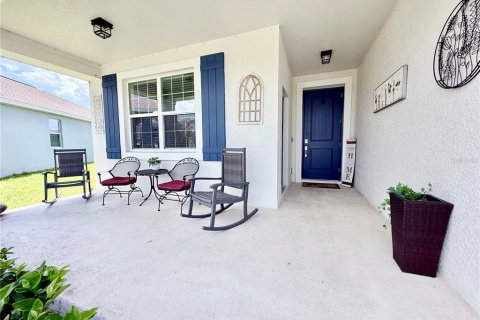 House in Kissimmee, Florida 4 bedrooms, 196.3 sq.m. № 2200083 - photo 3
