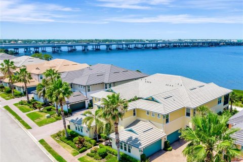 Condominio en venta en Bradenton, Florida, 3 dormitorios, 162.39 m2 № 2120253 - foto 3