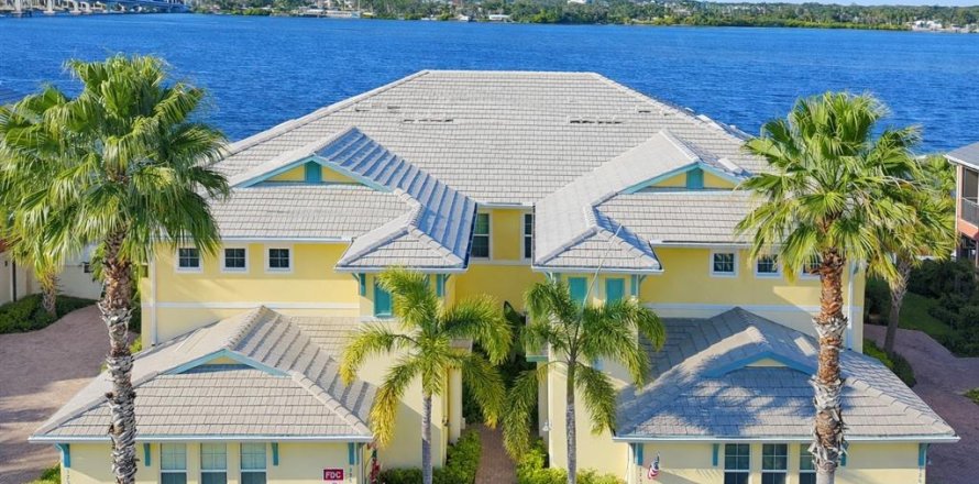 Condominio en Bradenton, Florida, 3 dormitorios  № 2120253