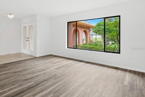 Casa en venta en Spring Hill, Florida, 4 dormitorios, 198.9 m2 № 1916841 - foto 9