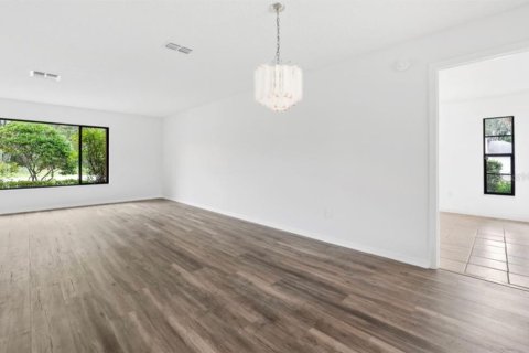 Casa en venta en Spring Hill, Florida, 4 dormitorios, 198.9 m2 № 1916841 - foto 10