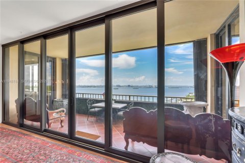 Condo in Miami, Florida, 4 bedrooms № 2178185 - photo 10