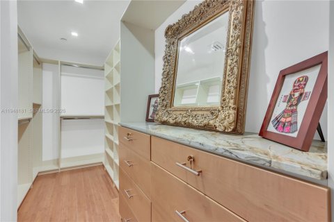 Condo in Miami, Florida, 4 bedrooms № 2178185 - photo 27