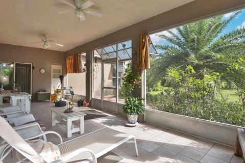 House in Kissimmee, Florida 3 bedrooms, 174.28 sq.m. № 2098237 - photo 22