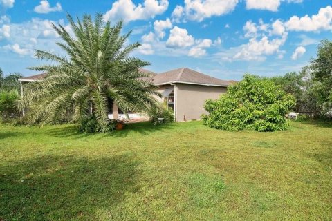 House in Kissimmee, Florida 3 bedrooms, 174.28 sq.m. № 2098237 - photo 25