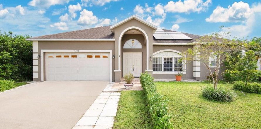 House in Kissimmee, Florida 3 bedrooms, 174.28 sq.m. № 2098237