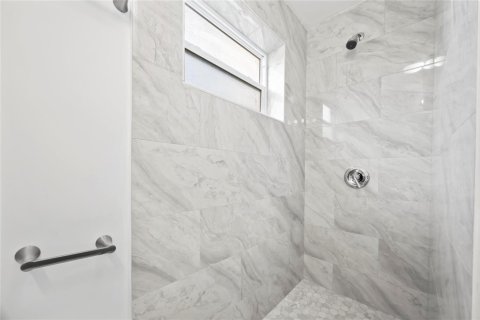 House in Fort Lauderdale, Florida 4 bedrooms, 104.05 sq.m. № 2086285 - photo 8
