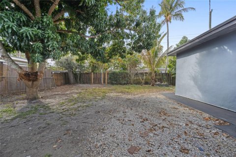 House in Fort Lauderdale, Florida 4 bedrooms, 104.05 sq.m. № 2086285 - photo 21