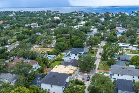 Villa ou maison à vendre à Tampa, Floride: 5 chambres, 471.2 m2 № 2122561 - photo 4