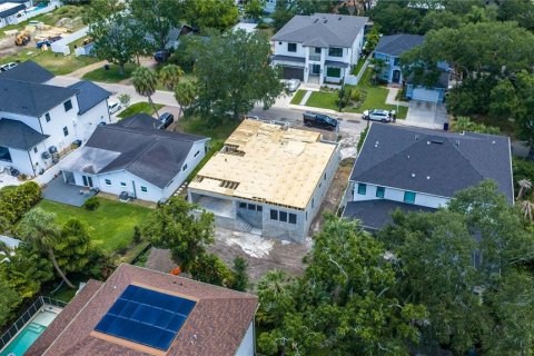 Villa ou maison à vendre à Tampa, Floride: 5 chambres, 471.2 m2 № 2122561 - photo 2