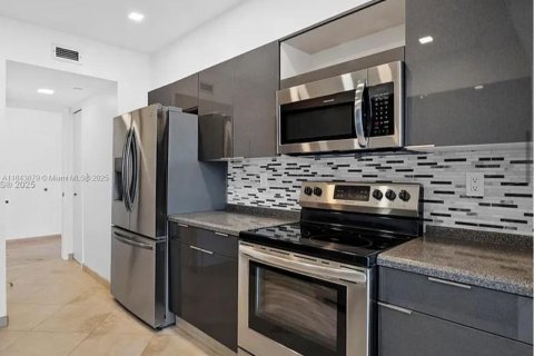 Copropriété à louer à Aventura, Floride: 2 chambres № 1839454 - photo 10